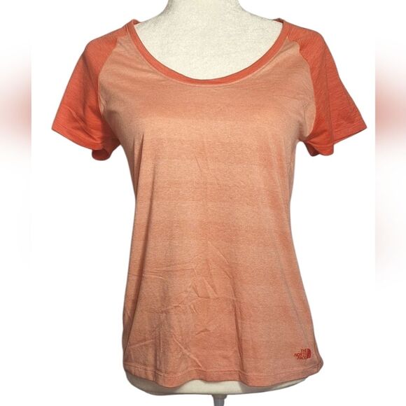 The North Face Womens FlashDry Top Athletic Workout Cooling Short Sleeve Medium - Picture 1 of 11